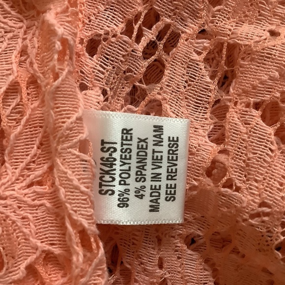 Impulsive Size Small Peach Knitted 3 Button Closure Long Sleeve Cover Up. New - Picture 6 of 6